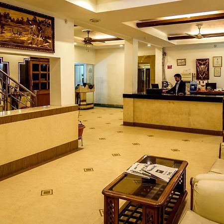 Hotel Solitaire อัครา ภายนอก รูปภาพ